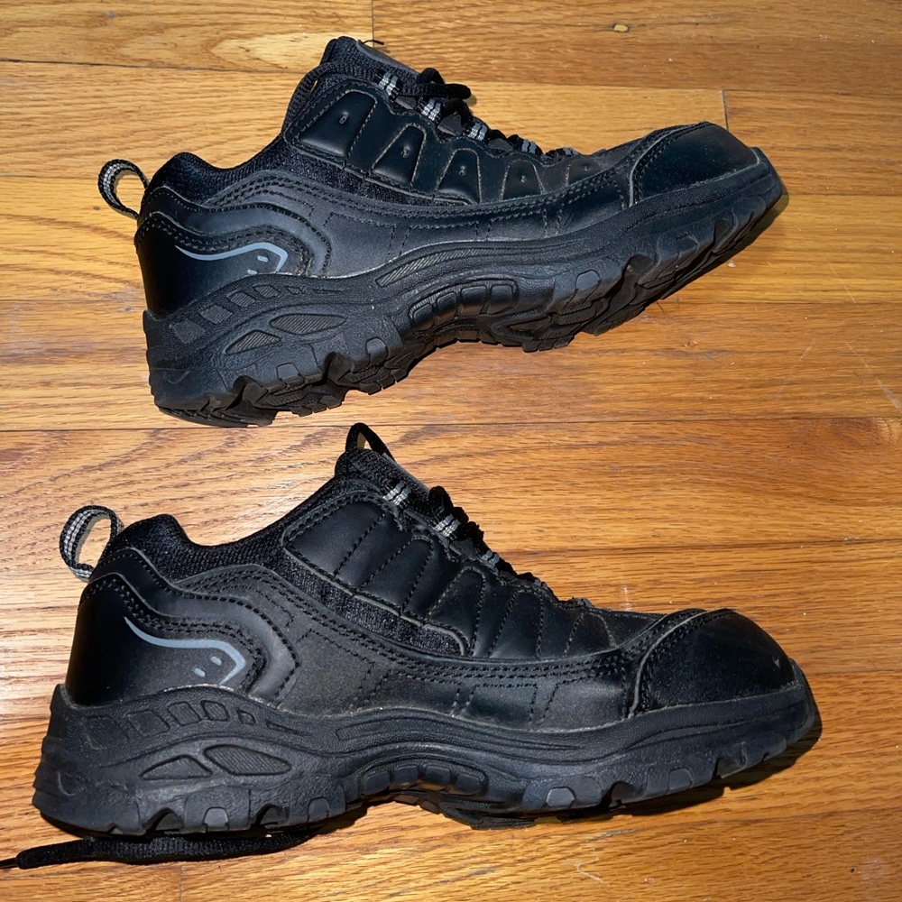 Steel toe work shoes Diehard